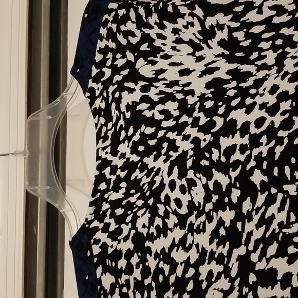 Liz Claiborne sleeveless top size PM - Picture 7 of 9